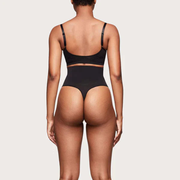 TUMMY TUCK - Schummeln erlaubt