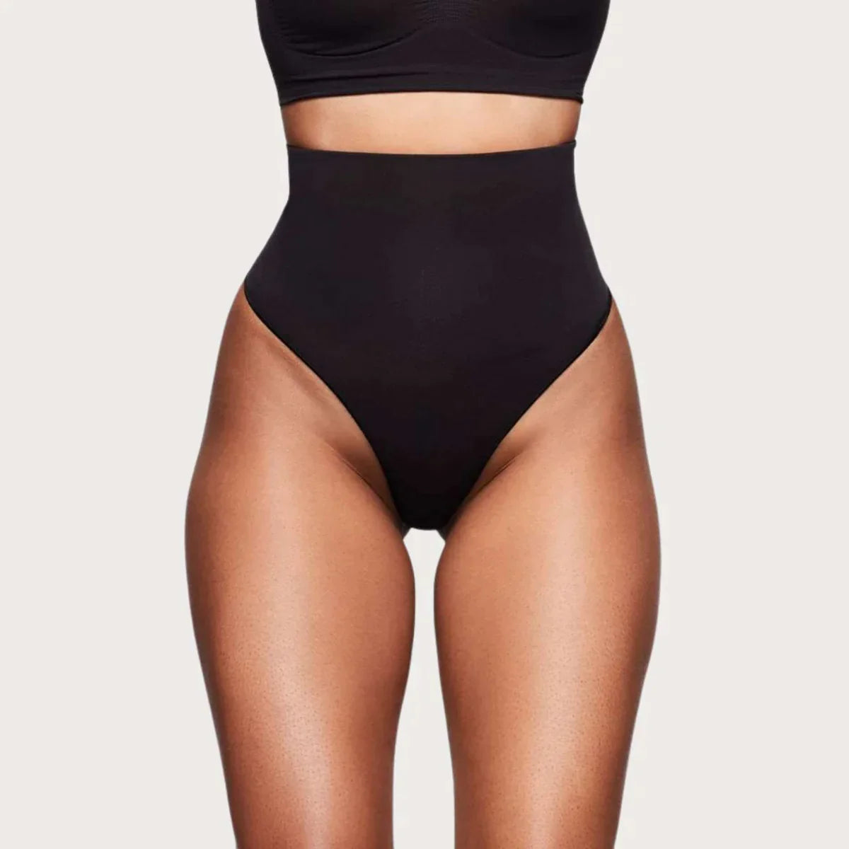 TUMMY TUCK - Schummeln erlaubt