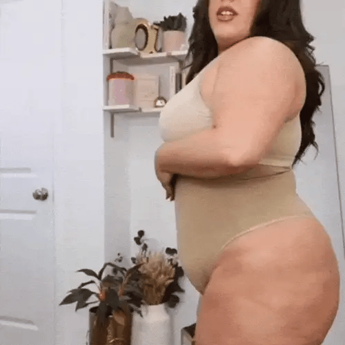 TUMMY TUCK - Schummeln erlaubt